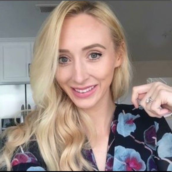 The Stork Stop by Cassondra - Picture 2 of 2